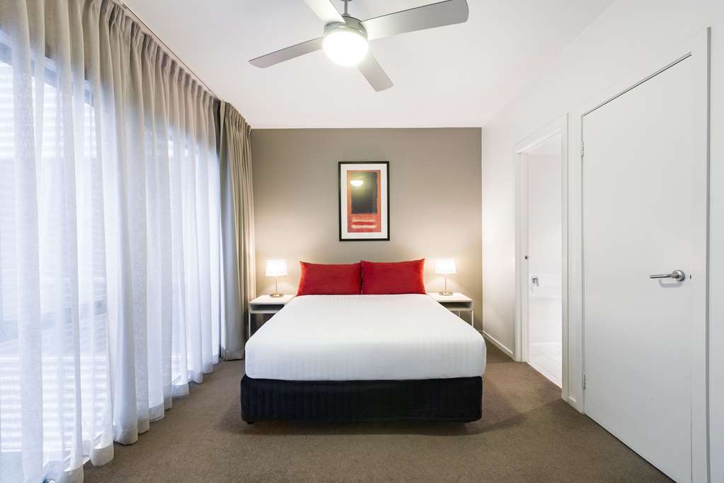 Adina Apartment Hotel St Kilda Melbourne Room photo