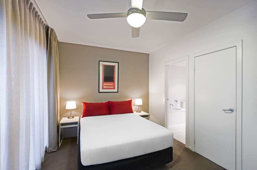 Adina Apartment Hotel St Kilda Melbourne Room photo