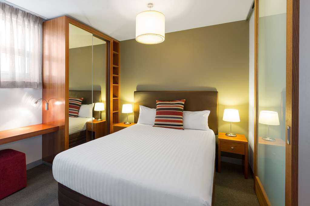 Adina Apartment Hotel St Kilda Melbourne Room photo