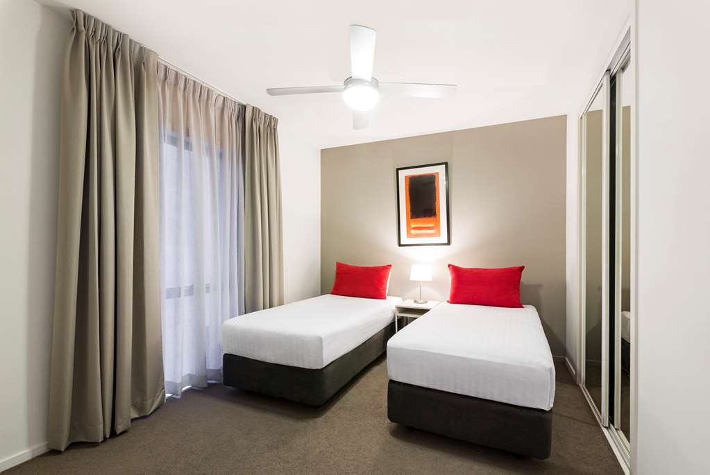 Adina Apartment Hotel St Kilda Melbourne Room photo