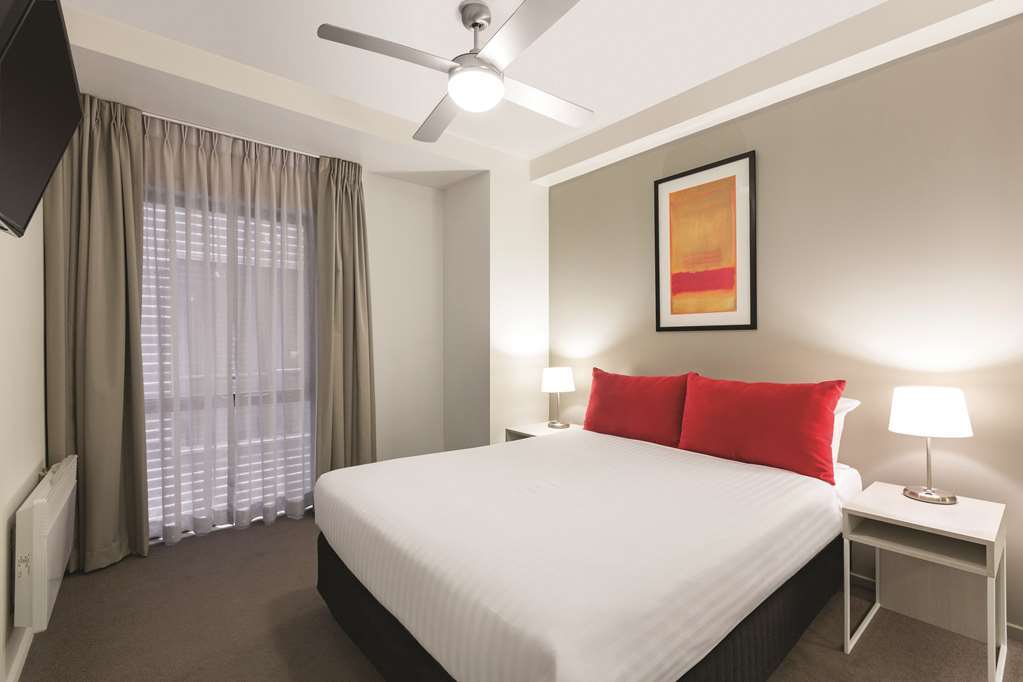 Adina Apartment Hotel St Kilda Melbourne Room photo