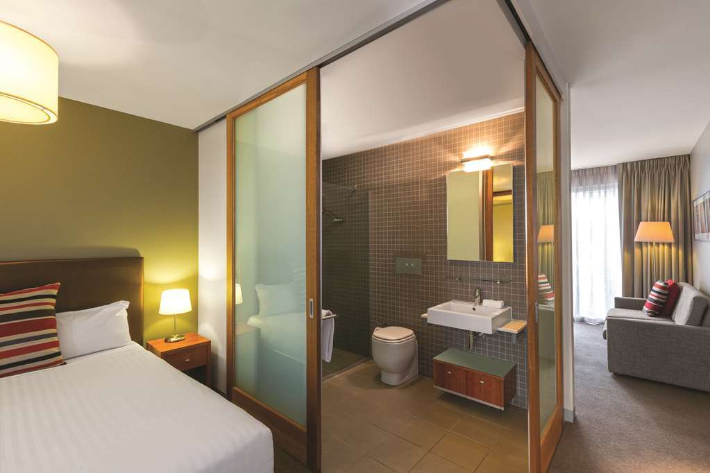 Adina Apartment Hotel St Kilda Melbourne Room photo