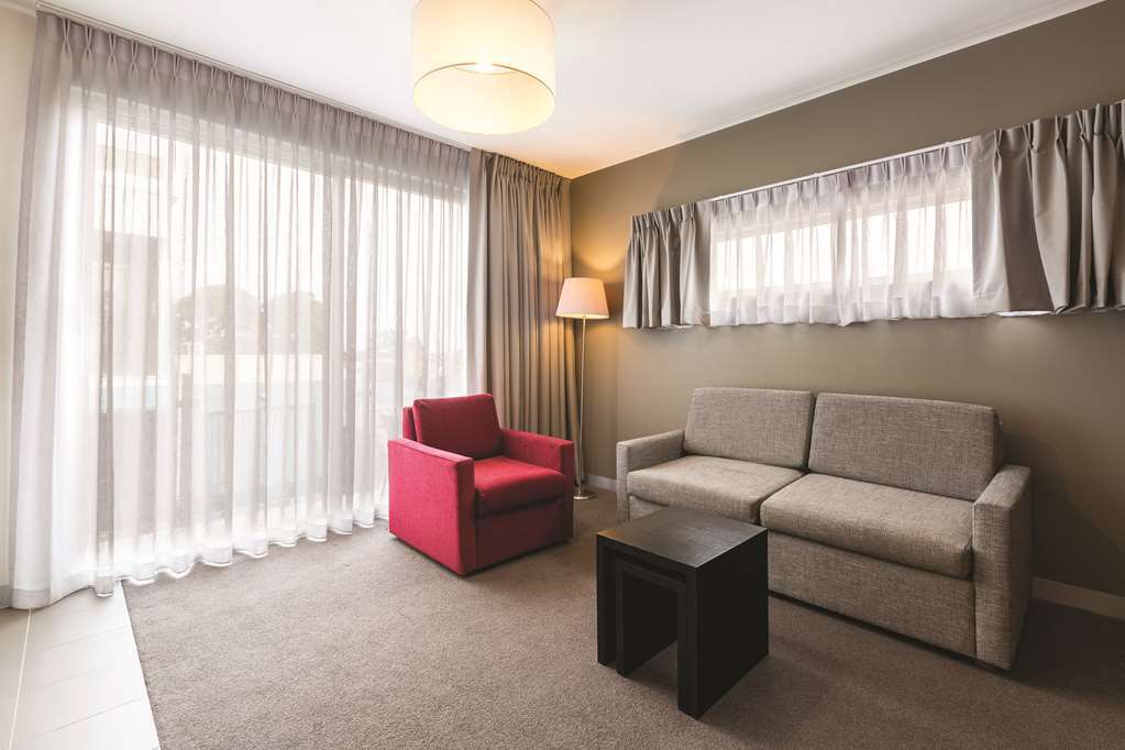 Adina Apartment Hotel St Kilda Melbourne Room photo